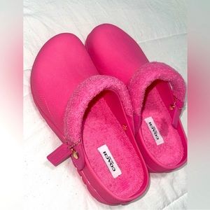 Coach Lola Clogs Size 8 color pink